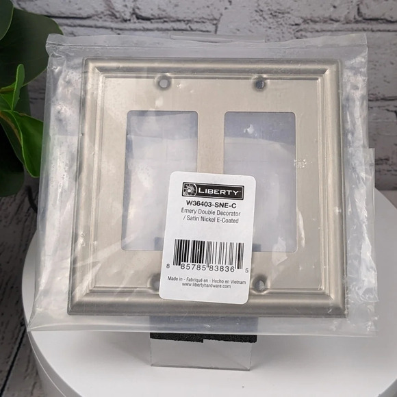 Liberty Hampton Bay brushed nickel decorative switch plate - Picture 1 of 2